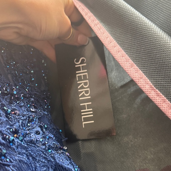 Sherry hill navy strapless - Picture 3 of 4